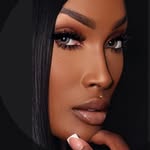 @iamlolaroe profile picture