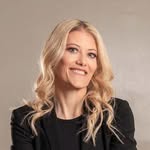 @julieedstrom profile picture
